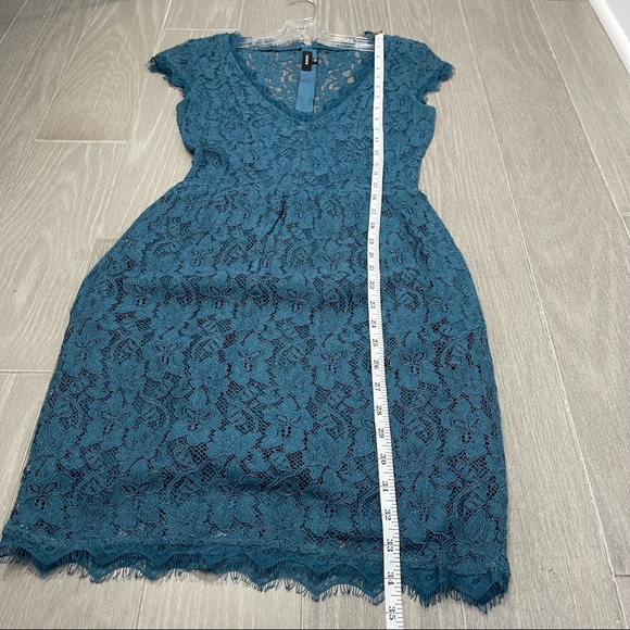 Aritzia Babaton Tobias Eyelash Lace Mini Cocktail Dress with Pockets in Teal 2 - Picture 11 of 12